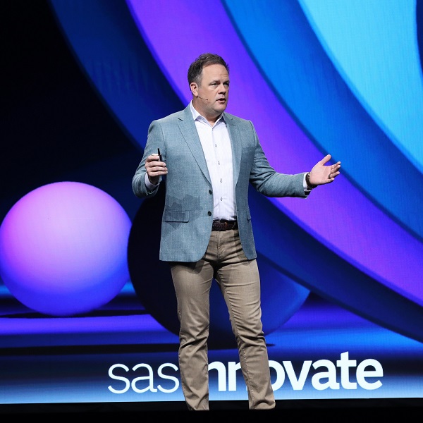 Expanded SAS Viya uses generative AI to accelerate customer productivity